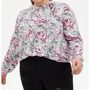 Torrid Floral Print Tie Neck Blouse Top 0‎